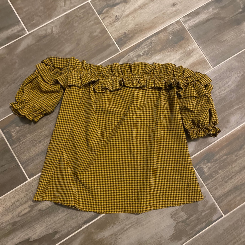 2 for $6 Stylish off the shoulder top!